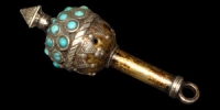 White Metal Turquoise-Inlaid Pendant