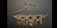 Bedouin White Metal and Glass Necklace