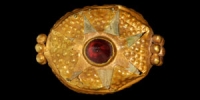 Gold Scarab Casing with Garnet