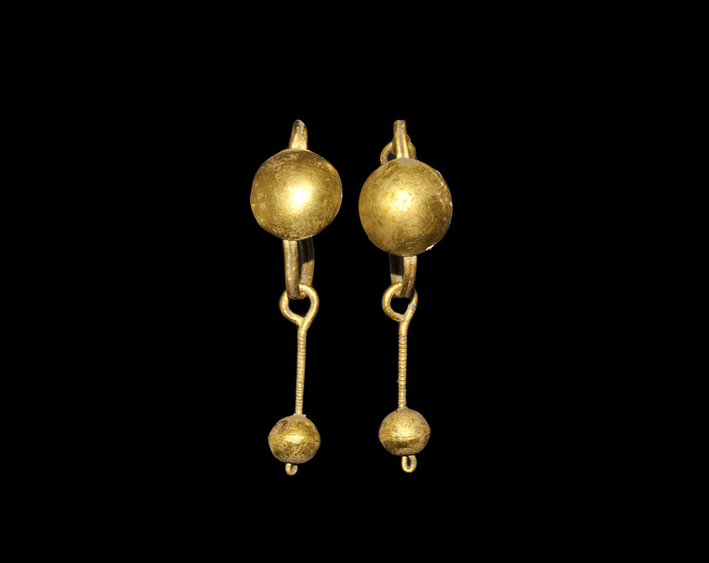 Roman Gold Earring Pair with Sphere Drops