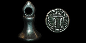 Medieval - Silver Chessman Seal - Crown over I