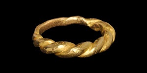 Gold Faux Twist Ring