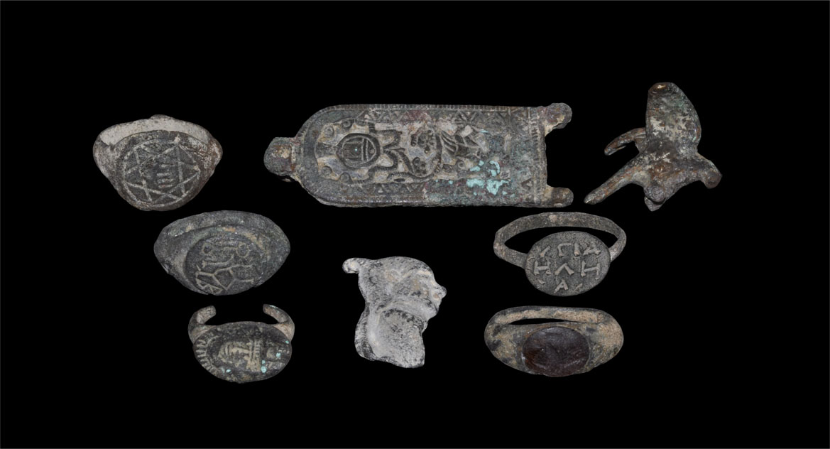 Two Byzantine bronze rings Circa 4th-7th - auctions & price archive